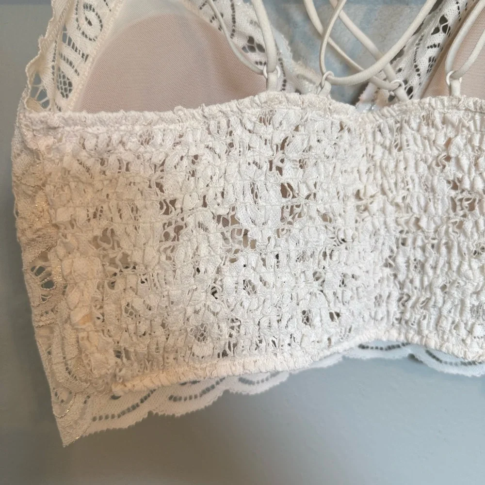 Victoria’s  Secret PINK Lace Bralette in Mint Washed But Never Worn Medium